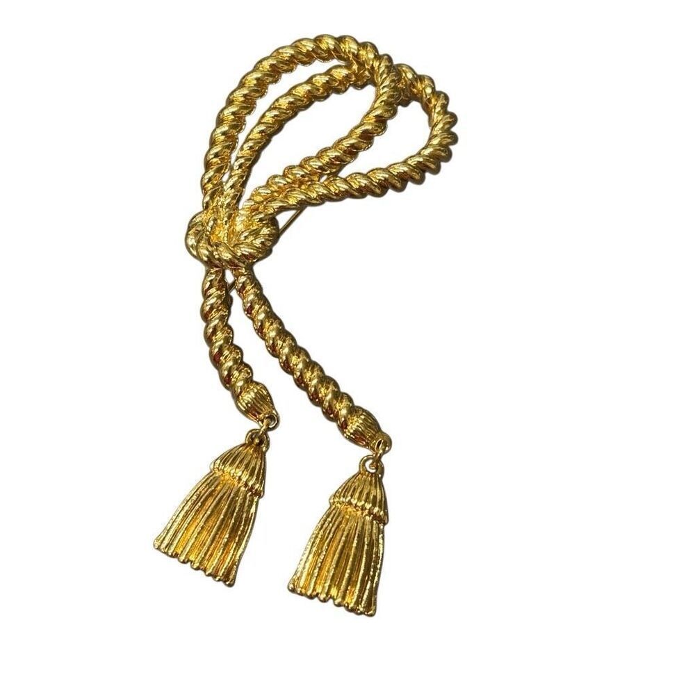 Rope Lasso With Tassel Dangles Vintage Gold Tone Brooch Pin
